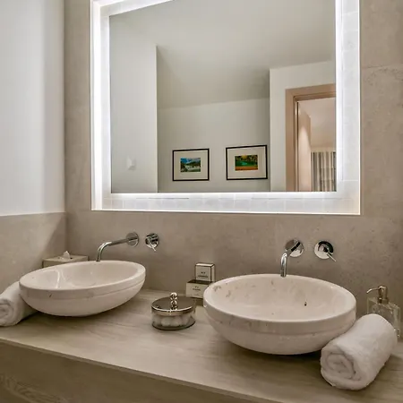 Spectacular Korcula 4 Bedrooms Korcula Grandeur Вилла *