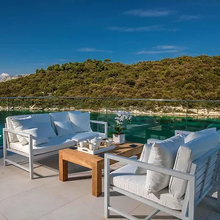 Willa Spectacular Korcula 4 Bedrooms Korcula Grandeur Private Infinity Pool Stunning Sea Views *